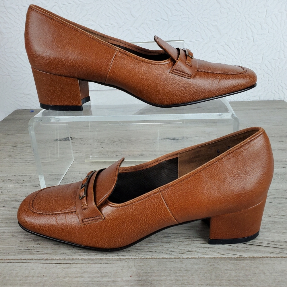 Florsheim brown heeled loafers